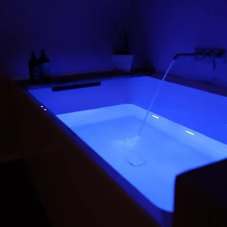 Luxury - Private Jacuzzi And Design *