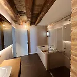 Luxury - Private Jacuzzi And Design Appartement Venetië