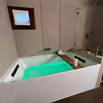 Luxury - Private Jacuzzi And Design Appartement Venetië