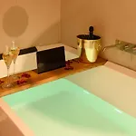 Appartement Luxury - Private Jacuzzi And Design