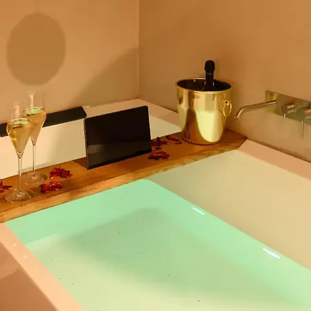 דירה Luxury - Private Jacuzzi And Design