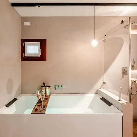 דירה Luxury - Private Jacuzzi And Design ונציה