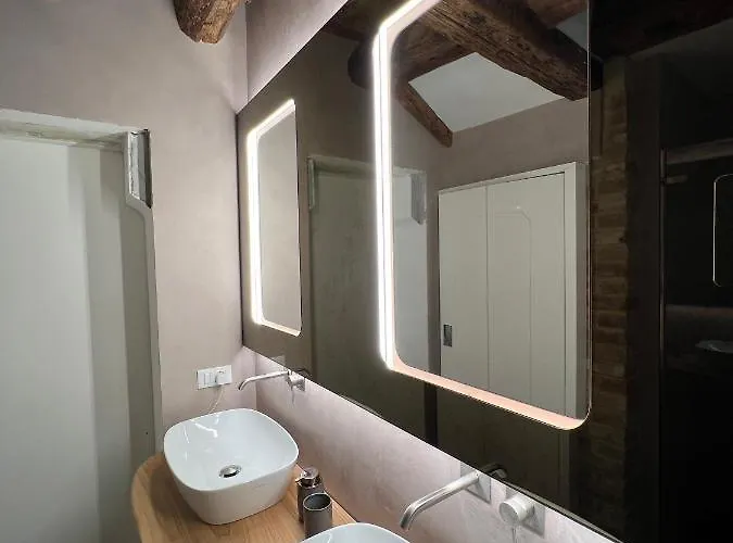 Luxury - Private Jacuzzi And Design